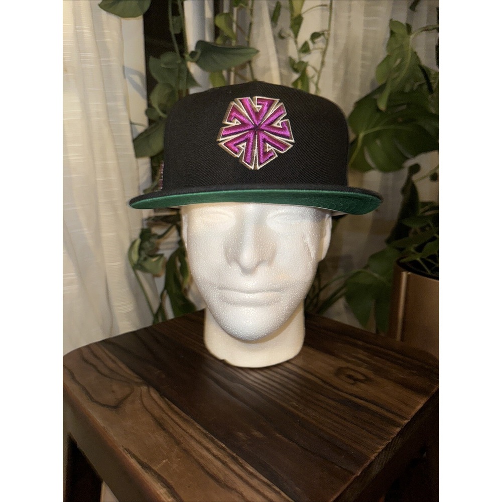 New Era Undercover Gem 7 3/8 Navy Fitted